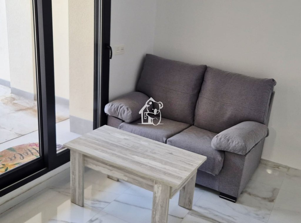 Alquiler - Adosado - Torrevieja