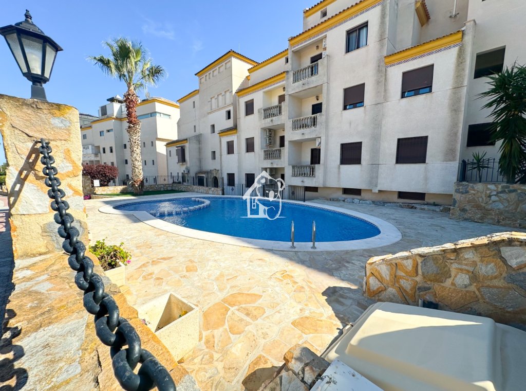 Alquiler - Apartamento / piso - Alicante - Campoamor