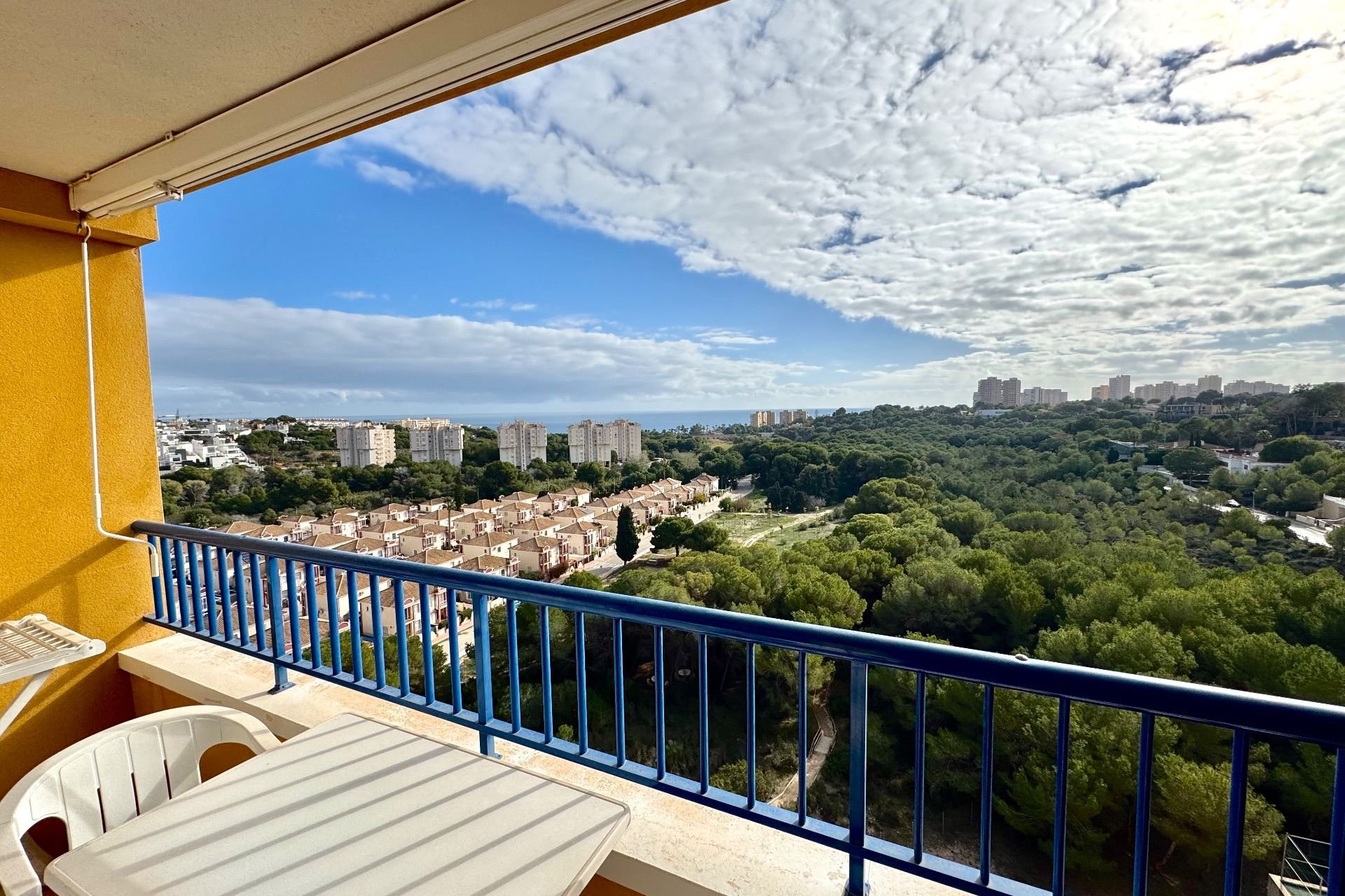 Alquiler - Apartamento / piso - Dehesa de Campoamor