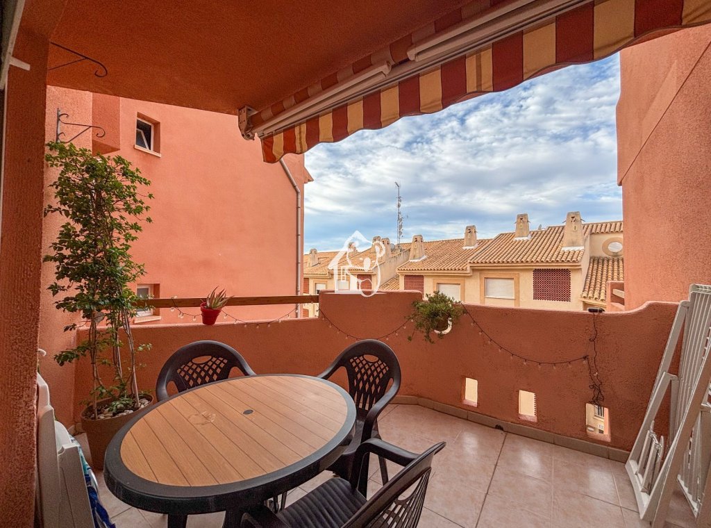 Alquiler - Apartamento / piso - Dehesa de Campoamor