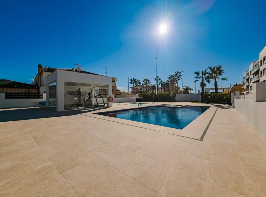 Alquiler - Apartamento / piso - La Zenia
