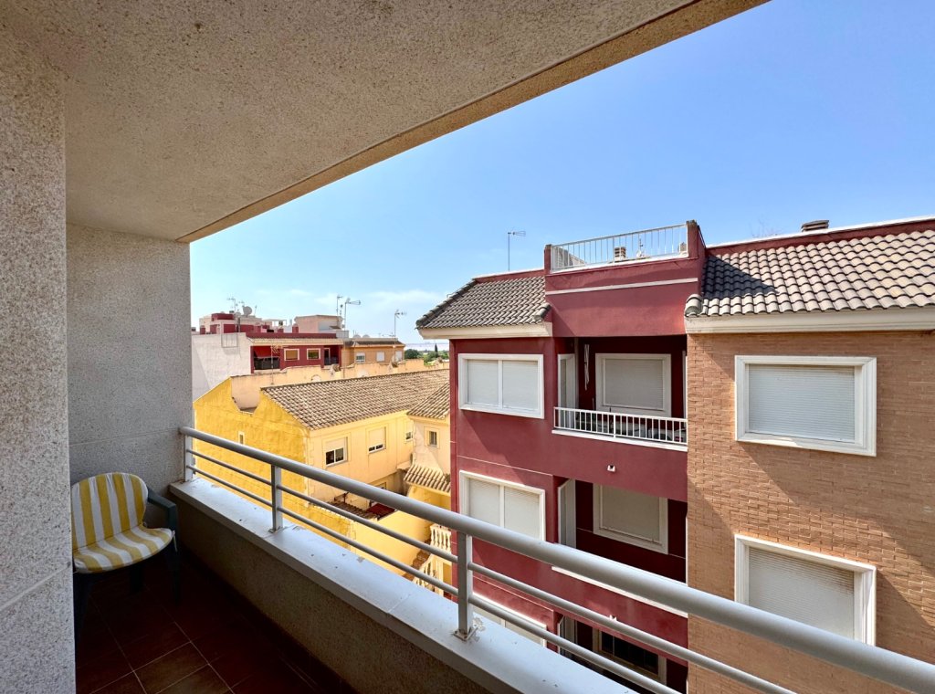 Alquiler - Apartamento / piso - Los Montesinos