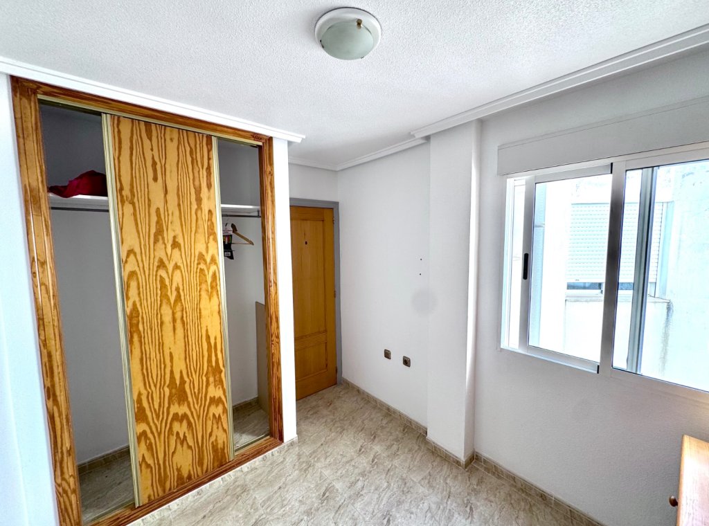 Alquiler - Apartamento / piso - Los Montesinos