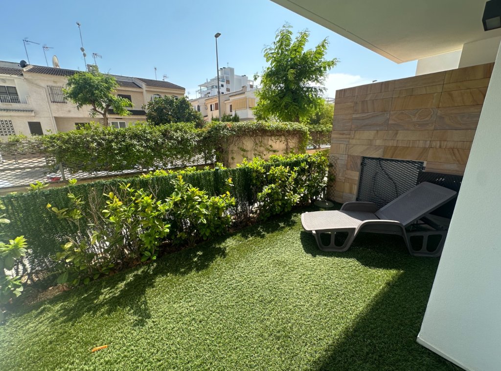 Alquiler - Apartamento / piso - Mil Palmeras