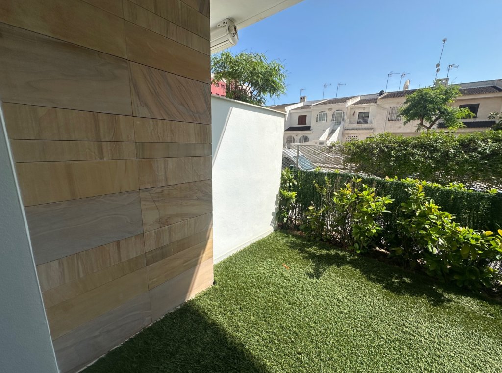 Alquiler - Apartamento / piso - Mil Palmeras
