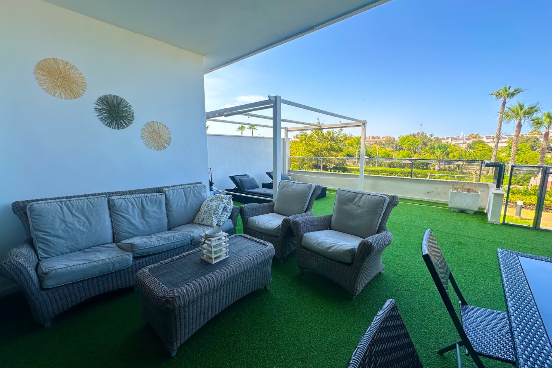 Alquiler - Apartamento / piso - Mil Palmeras
