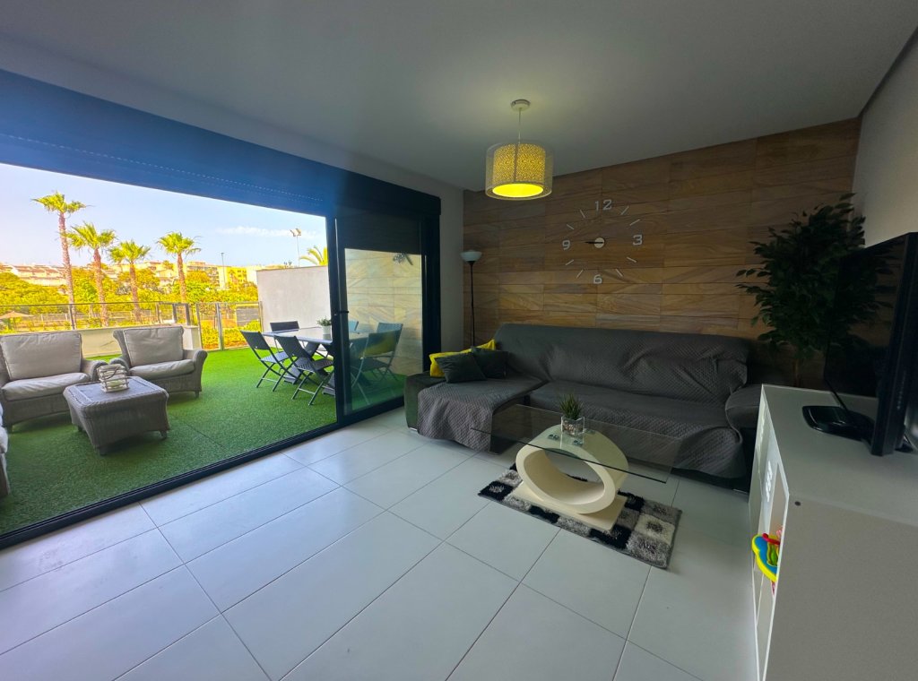 Alquiler - Apartamento / piso - Mil Palmeras