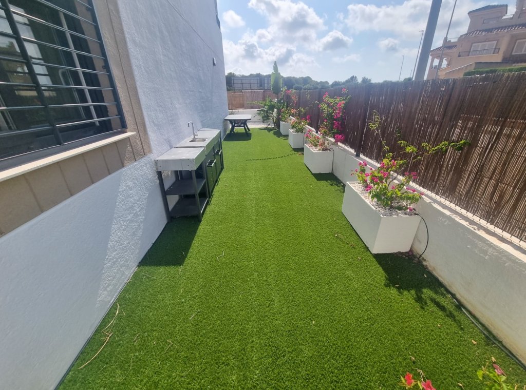 Alquiler - Apartamento / piso - Mil Palmeras