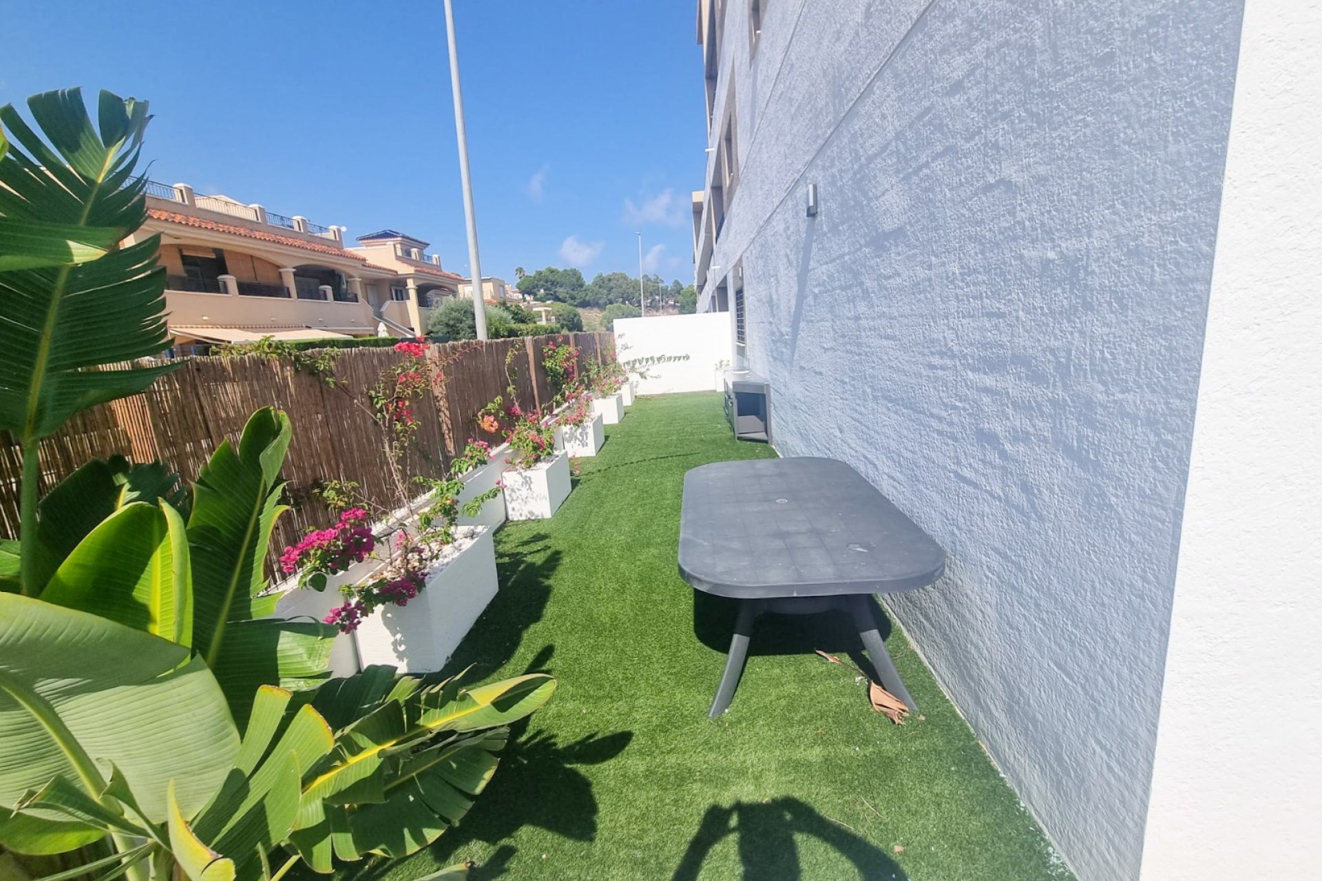 Alquiler - Apartamento / piso - Mil Palmeras
