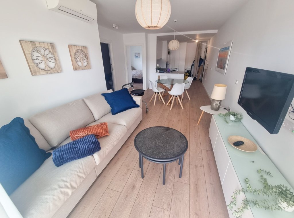 Alquiler - Apartamento / piso - Mil Palmeras