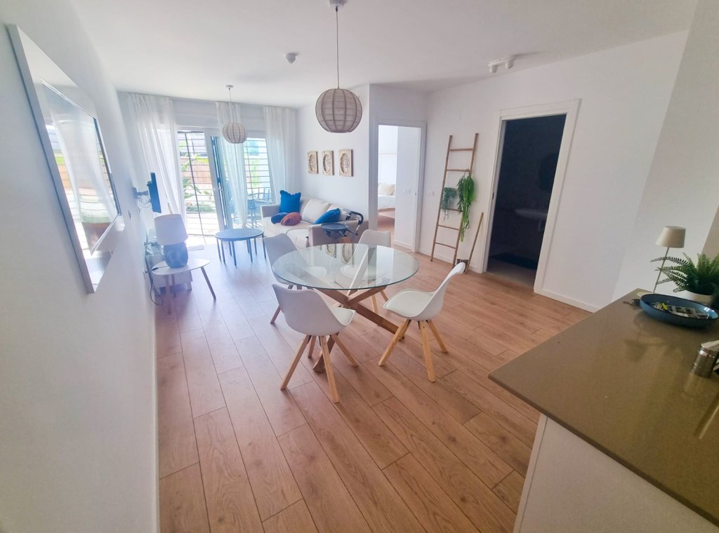 Alquiler - Apartamento / piso - Mil Palmeras