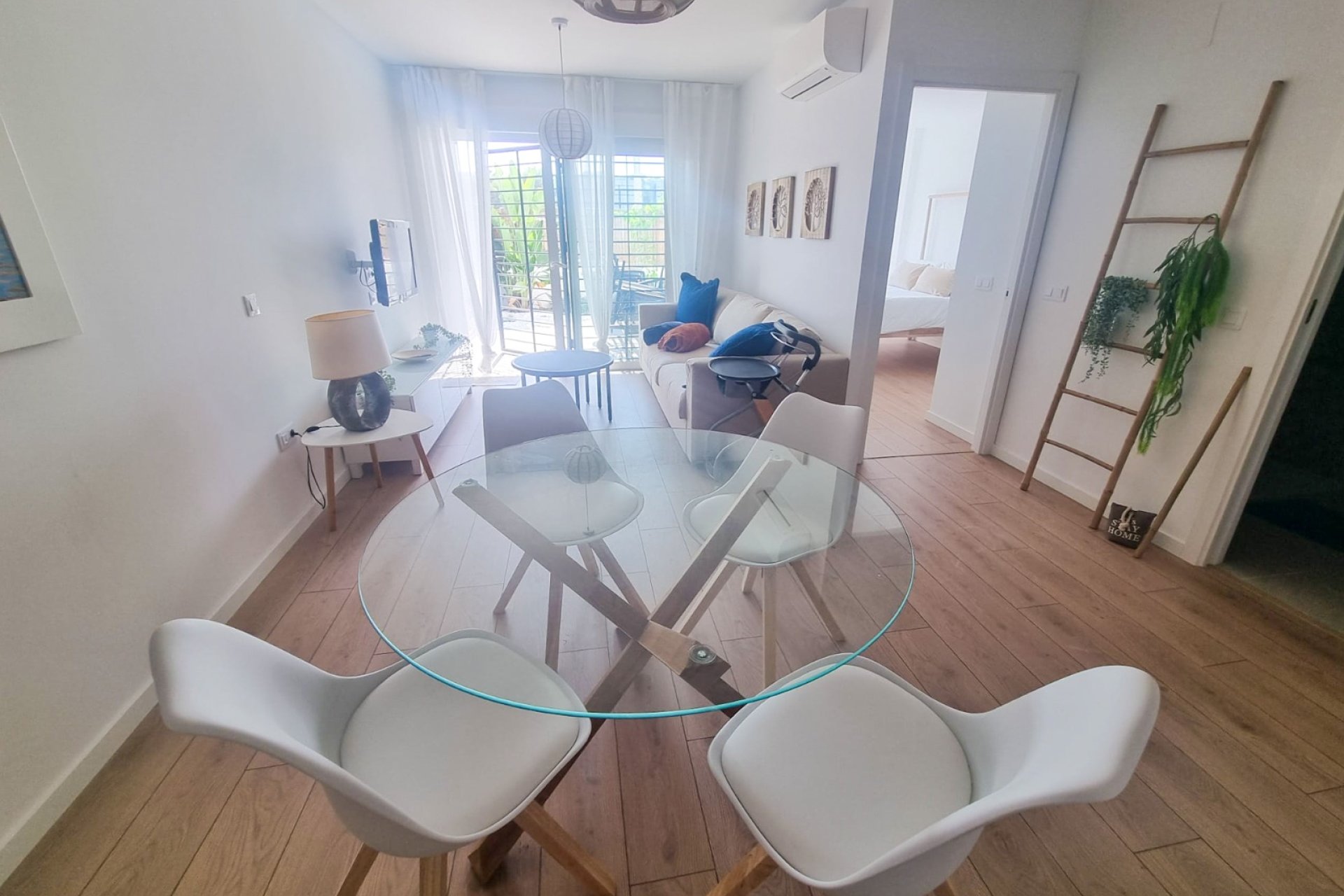 Alquiler - Apartamento / piso - Mil Palmeras