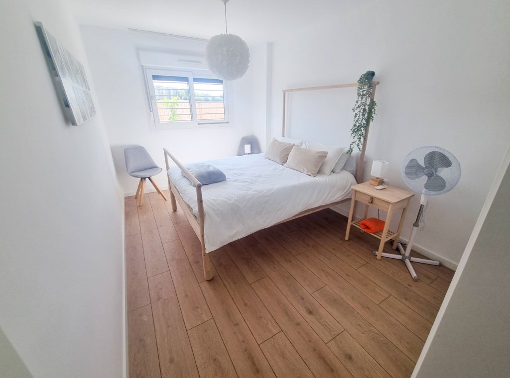 Alquiler - Apartamento / piso - Mil Palmeras