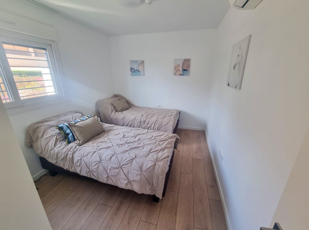 Alquiler - Apartamento / piso - Mil Palmeras