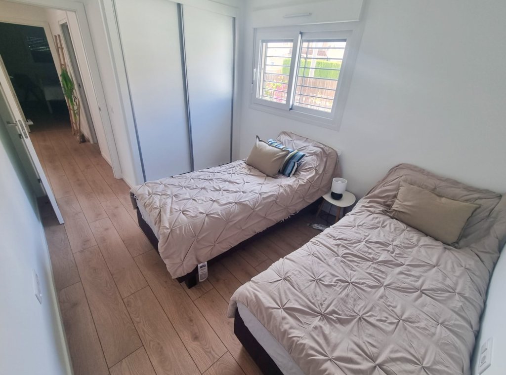 Alquiler - Apartamento / piso - Mil Palmeras
