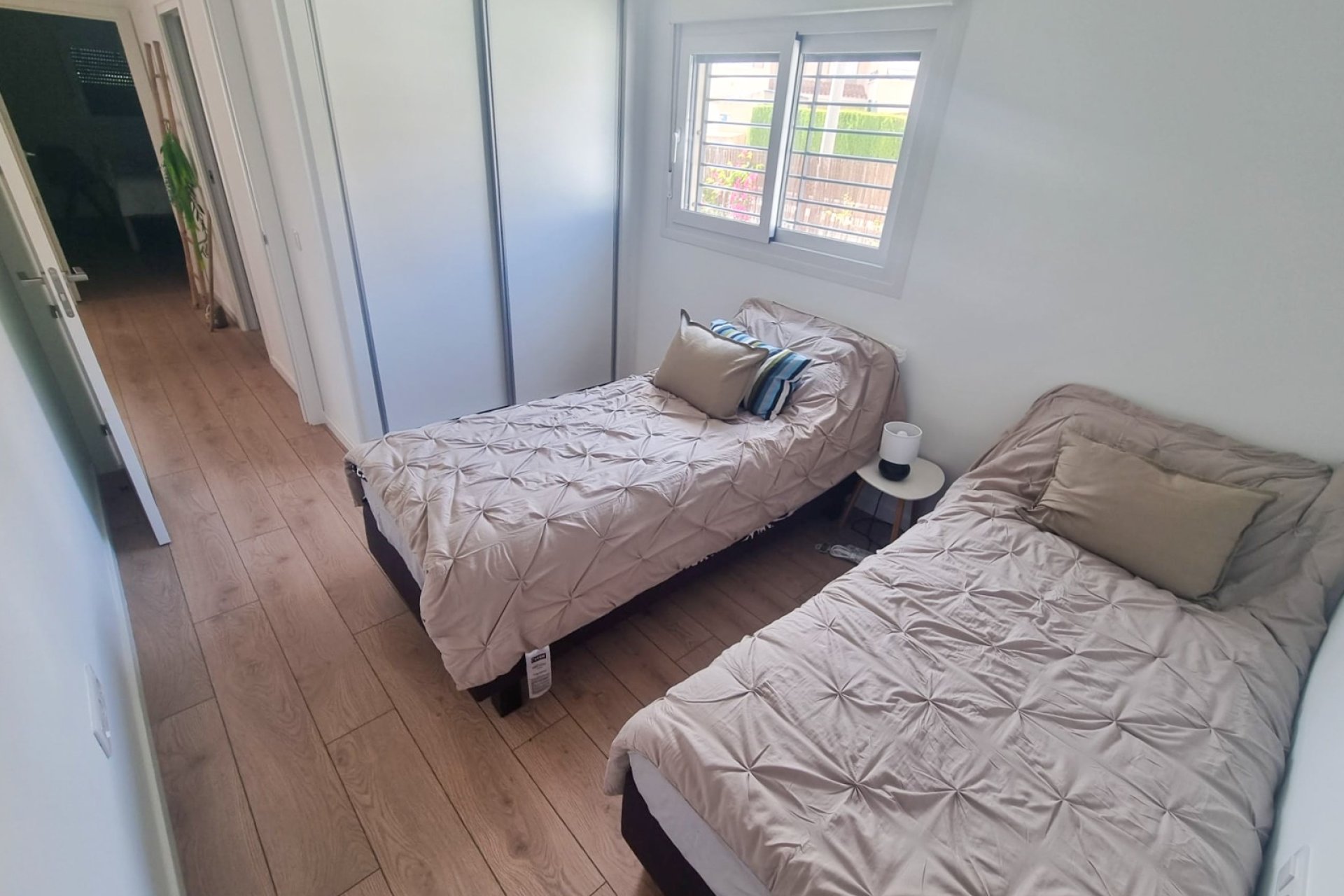 Alquiler - Apartamento / piso - Mil Palmeras