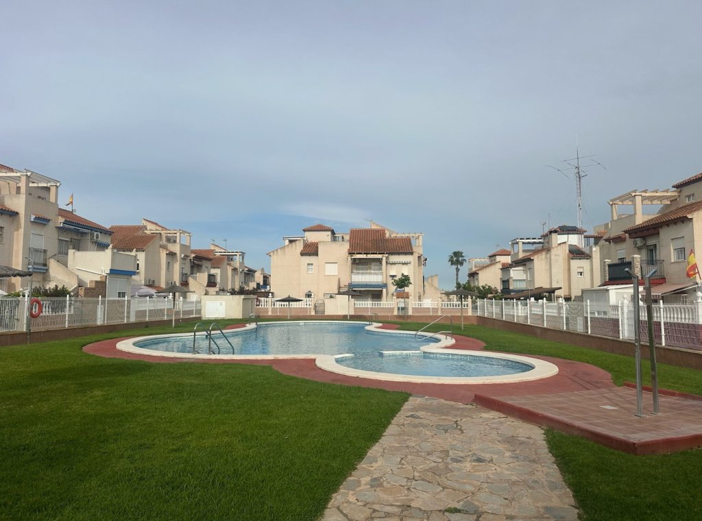 Alquiler - Apartamento / piso - Orihuela Costa - Playa Flamenca