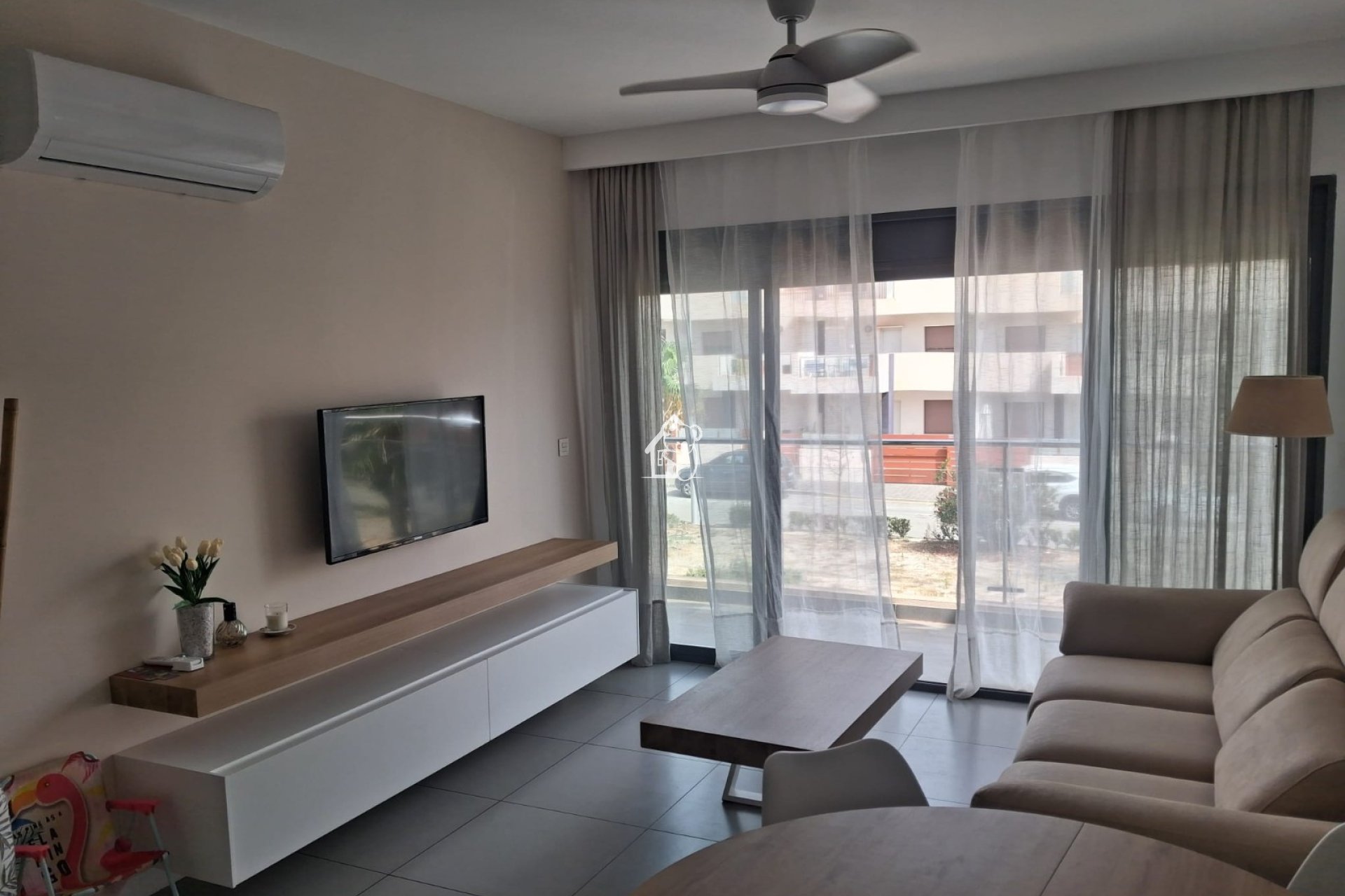 Alquiler - Apartamento / piso - Pilar de la Horadada