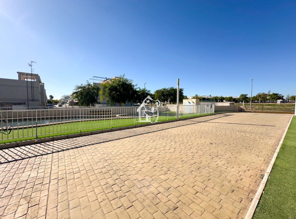 Alquiler - Apartamento / piso - Pilar de la Horadada