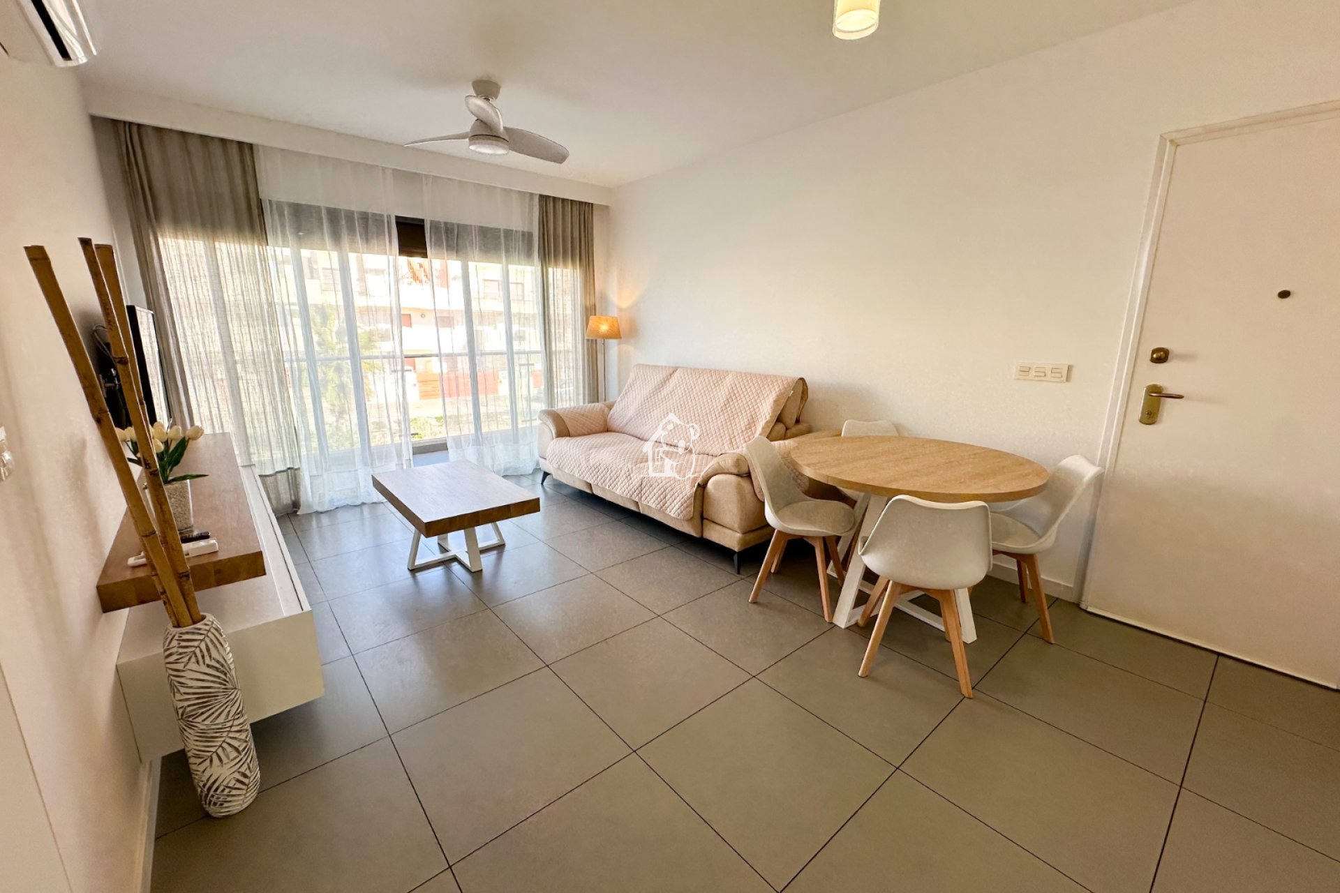 Alquiler - Apartamento / piso - Pilar de la Horadada