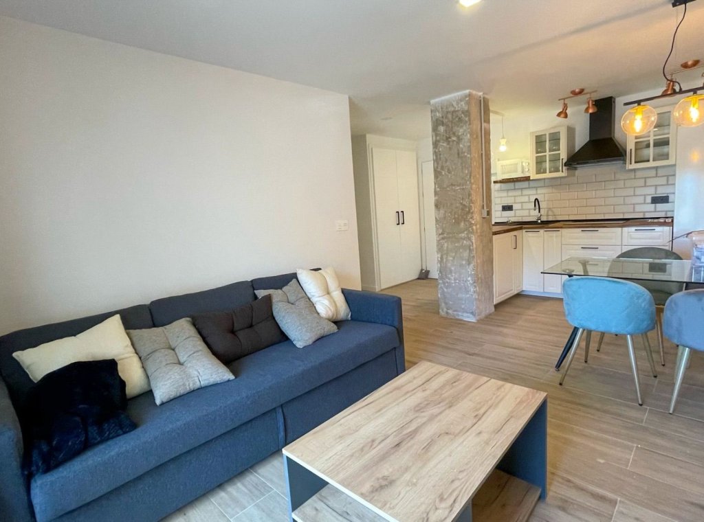 Alquiler - Apartamento / piso - Punta Prima