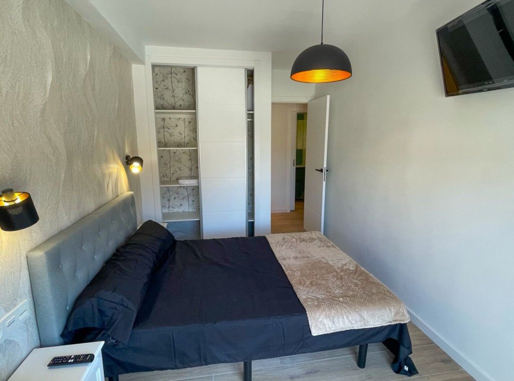 Alquiler - Apartamento / piso - Punta Prima