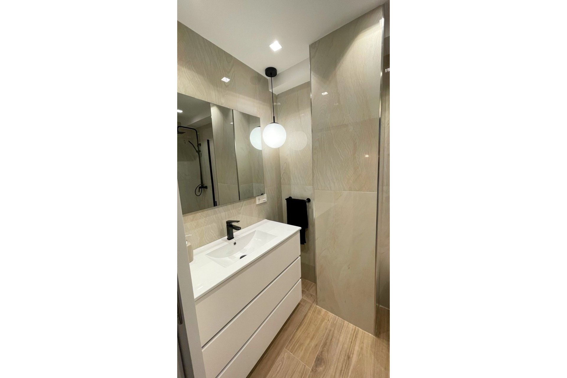 Alquiler - Apartamento / piso - Punta Prima