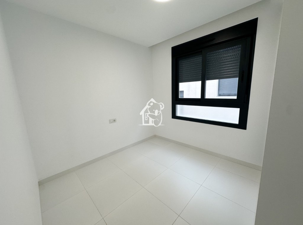 Alquiler - Apartamento / piso - San Miguel de Salinas