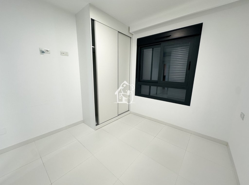 Alquiler - Apartamento / piso - San Miguel de Salinas