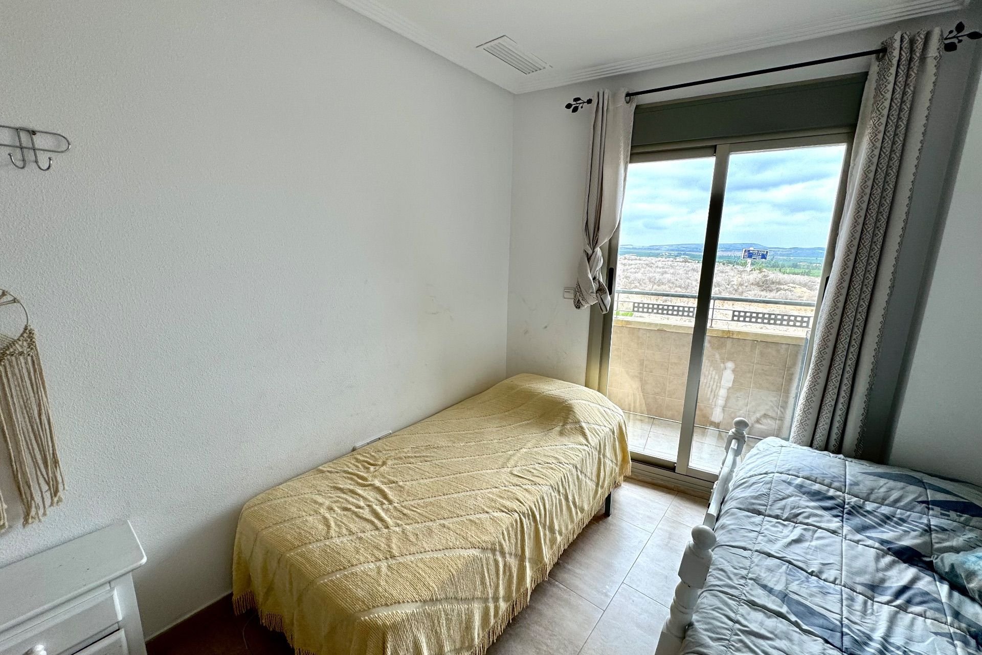 Alquiler - Apartamento / piso - San Miguel de Salinas
