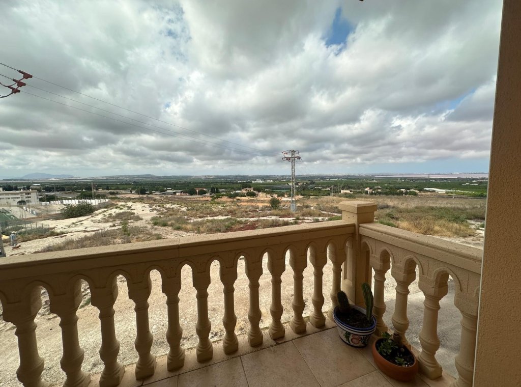 Alquiler - Apartamento / piso - San Miguel de Salinas