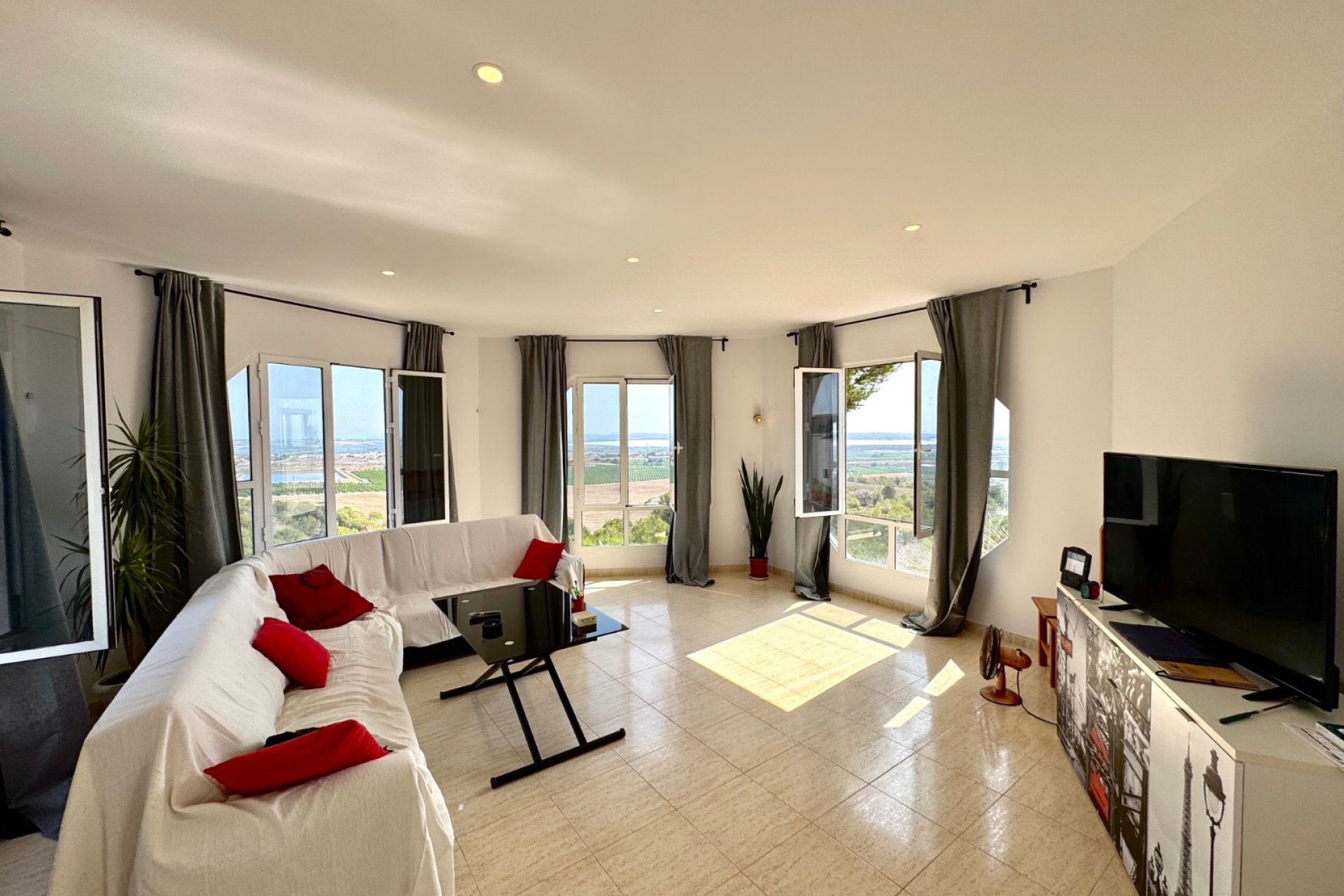 Alquiler - Apartamento / piso - San Miguel de Salinas