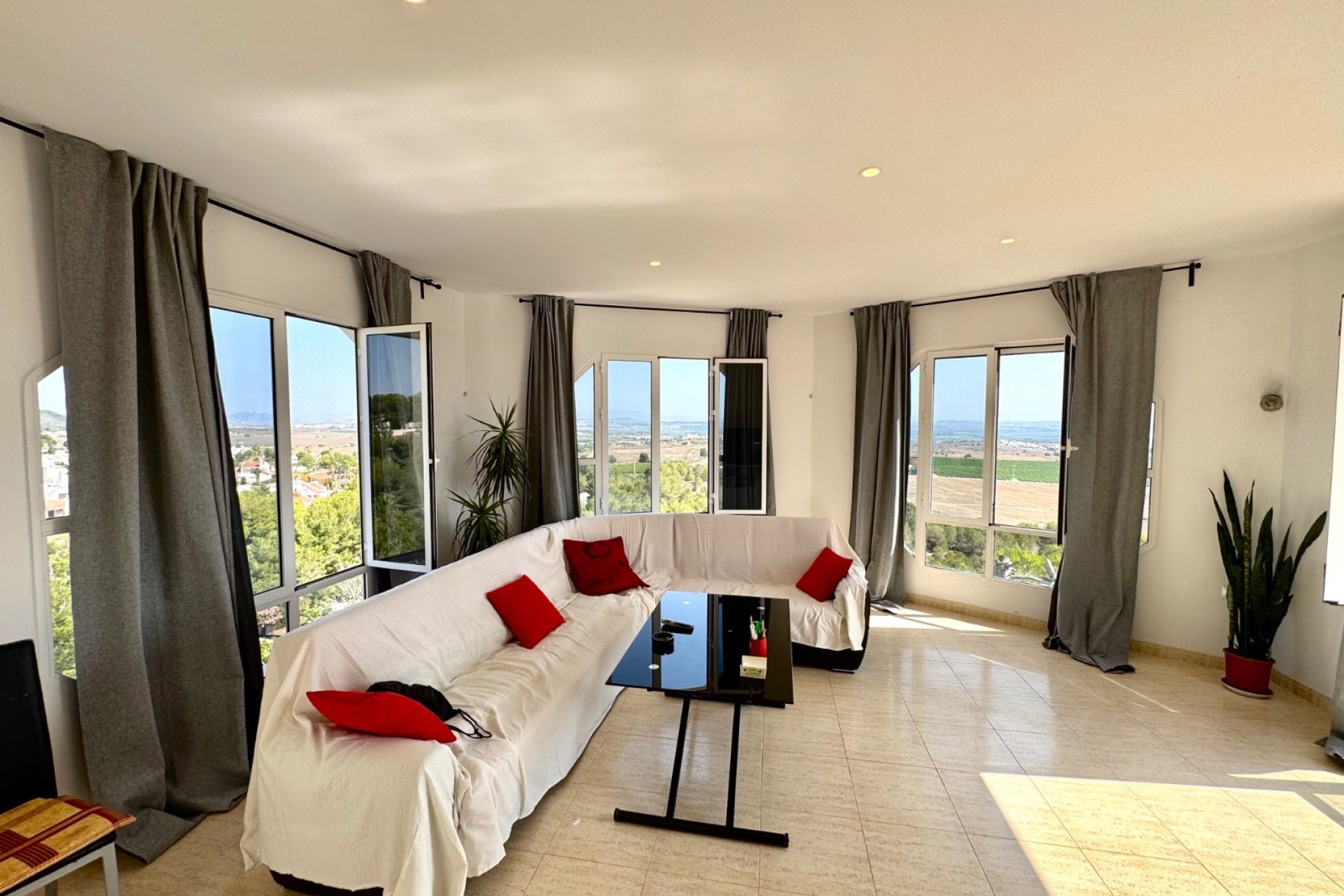 Alquiler - Apartamento / piso - San Miguel de Salinas