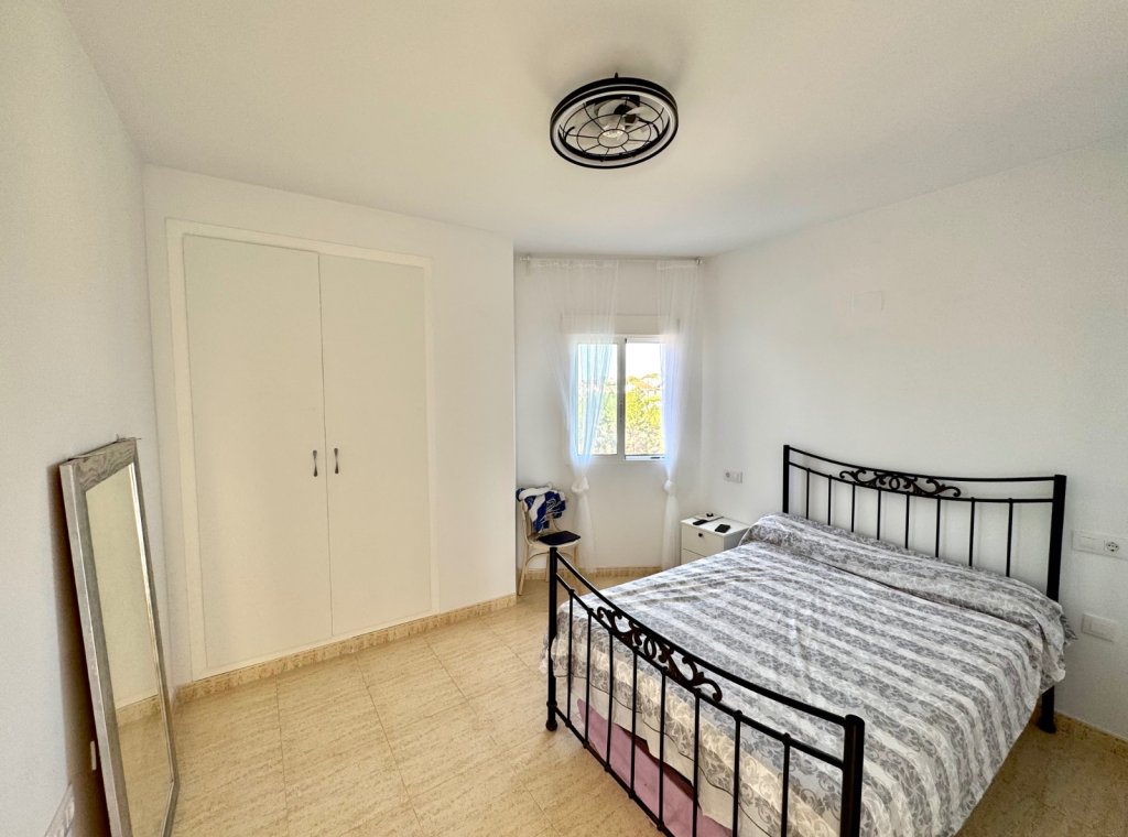 Alquiler - Apartamento / piso - San Miguel de Salinas