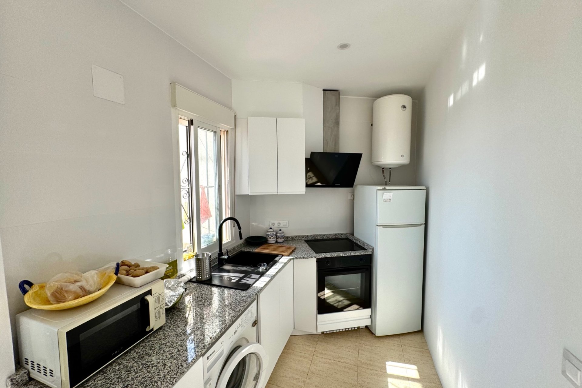 Alquiler - Apartamento / piso - San Miguel de Salinas