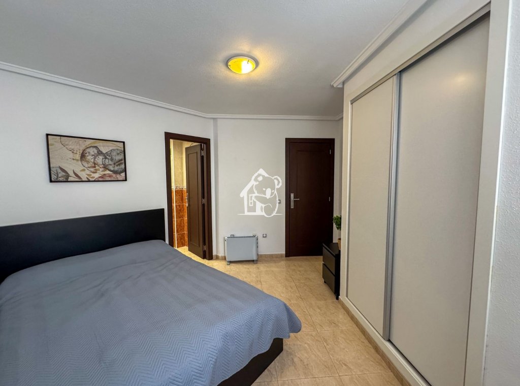 Alquiler - Apartamento / piso - Torrevieja - Centro