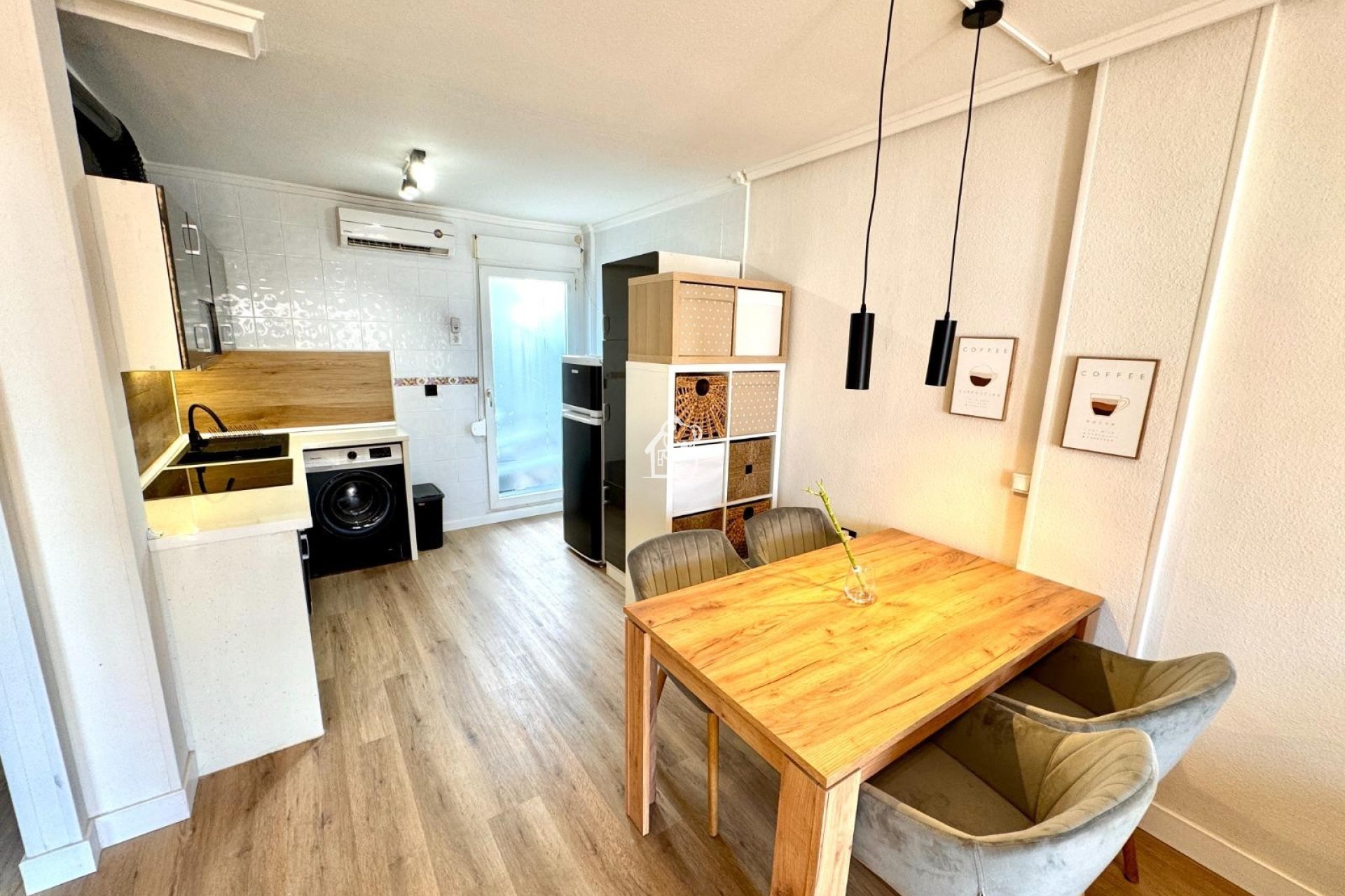 Alquiler - Apartamento / piso - Torrevieja - Centro