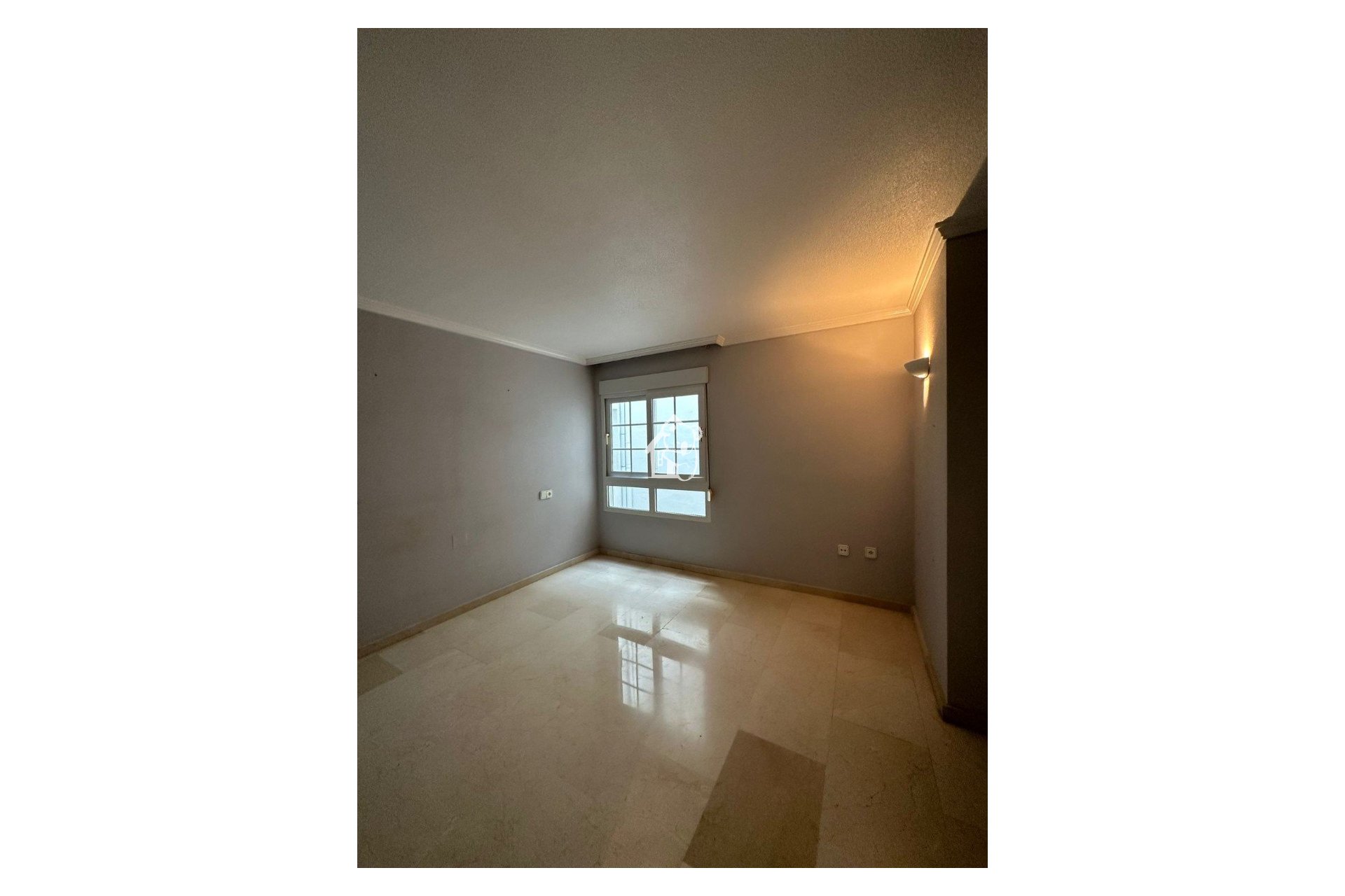 Alquiler - Apartamento / piso - Torrevieja - Centro