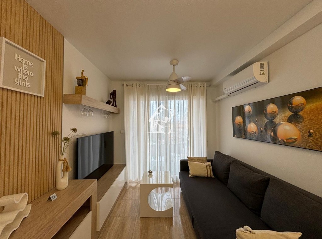 Alquiler - Apartamento / piso - Torrevieja - Centro