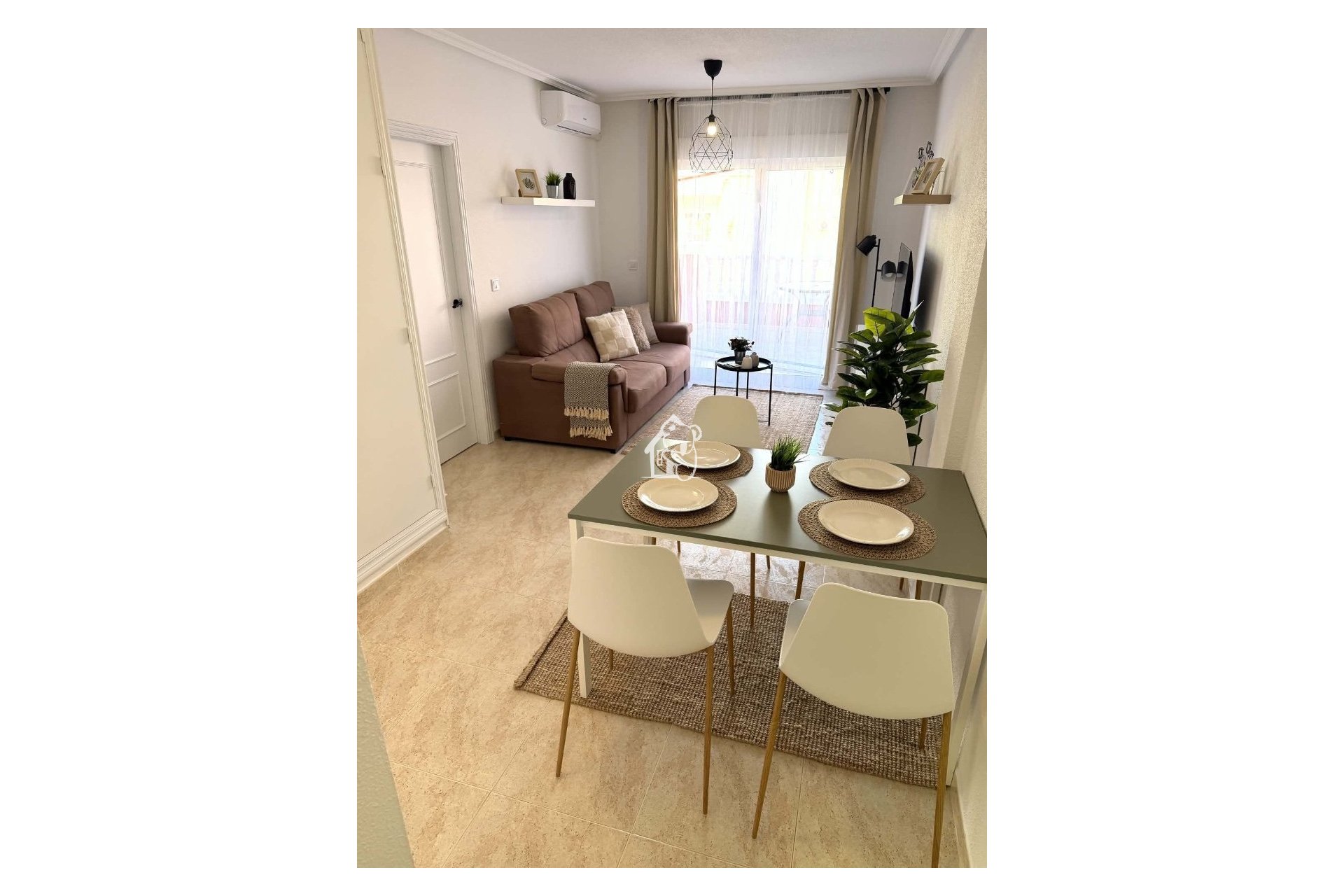 Alquiler - Apartamento / piso - Torrevieja - Centro