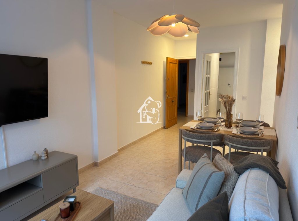 Alquiler - Apartamento / piso - Torrevieja - Centro