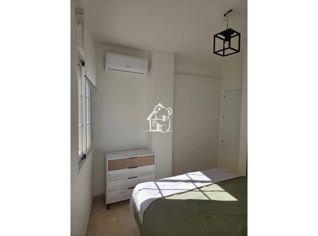 Alquiler - Apartamento / piso - Torrevieja - Centro