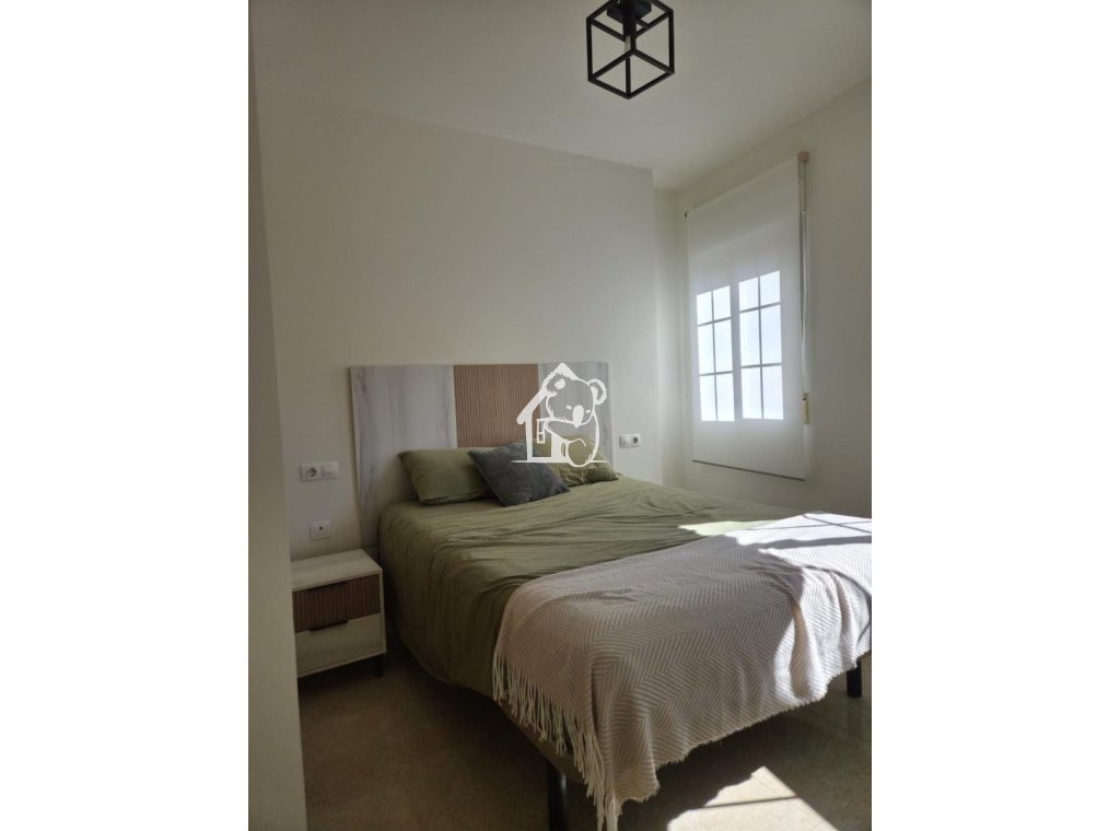 Alquiler - Apartamento / piso - Torrevieja - Centro