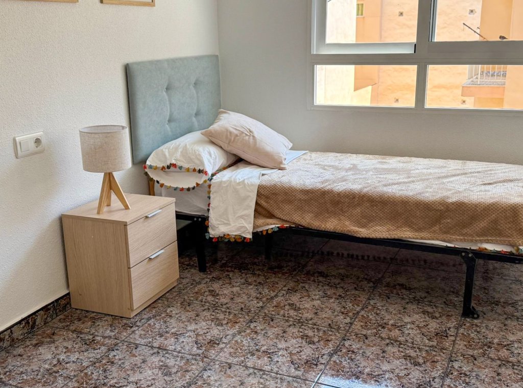 Alquiler - Apartamento / piso - Torrevieja - Centro