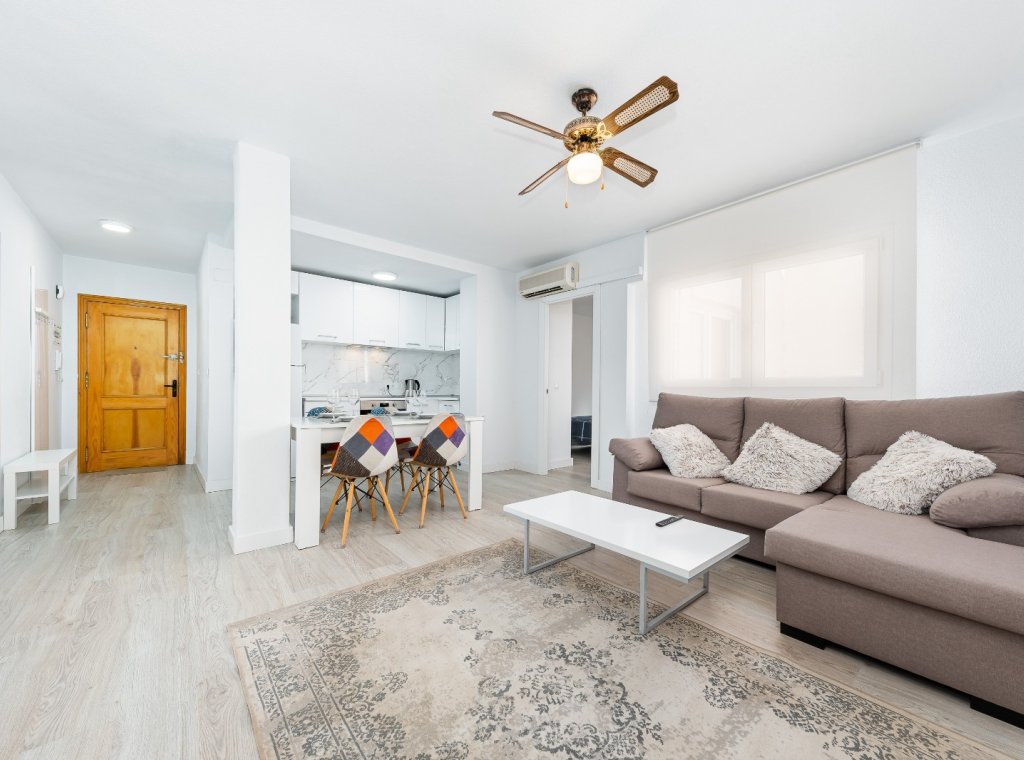Alquiler - Apartamento / piso - Torrevieja - Centro