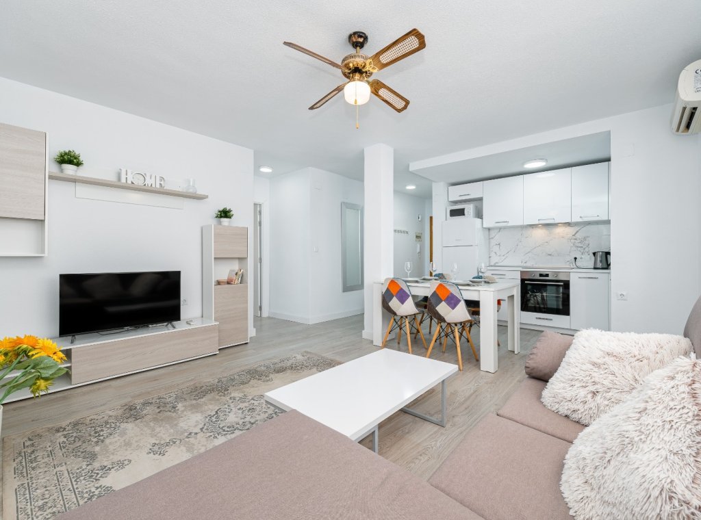 Alquiler - Apartamento / piso - Torrevieja - Centro