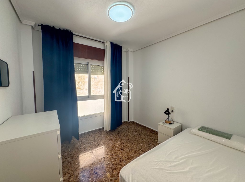 Alquiler - Apartamento / piso - Torrevieja - Centro