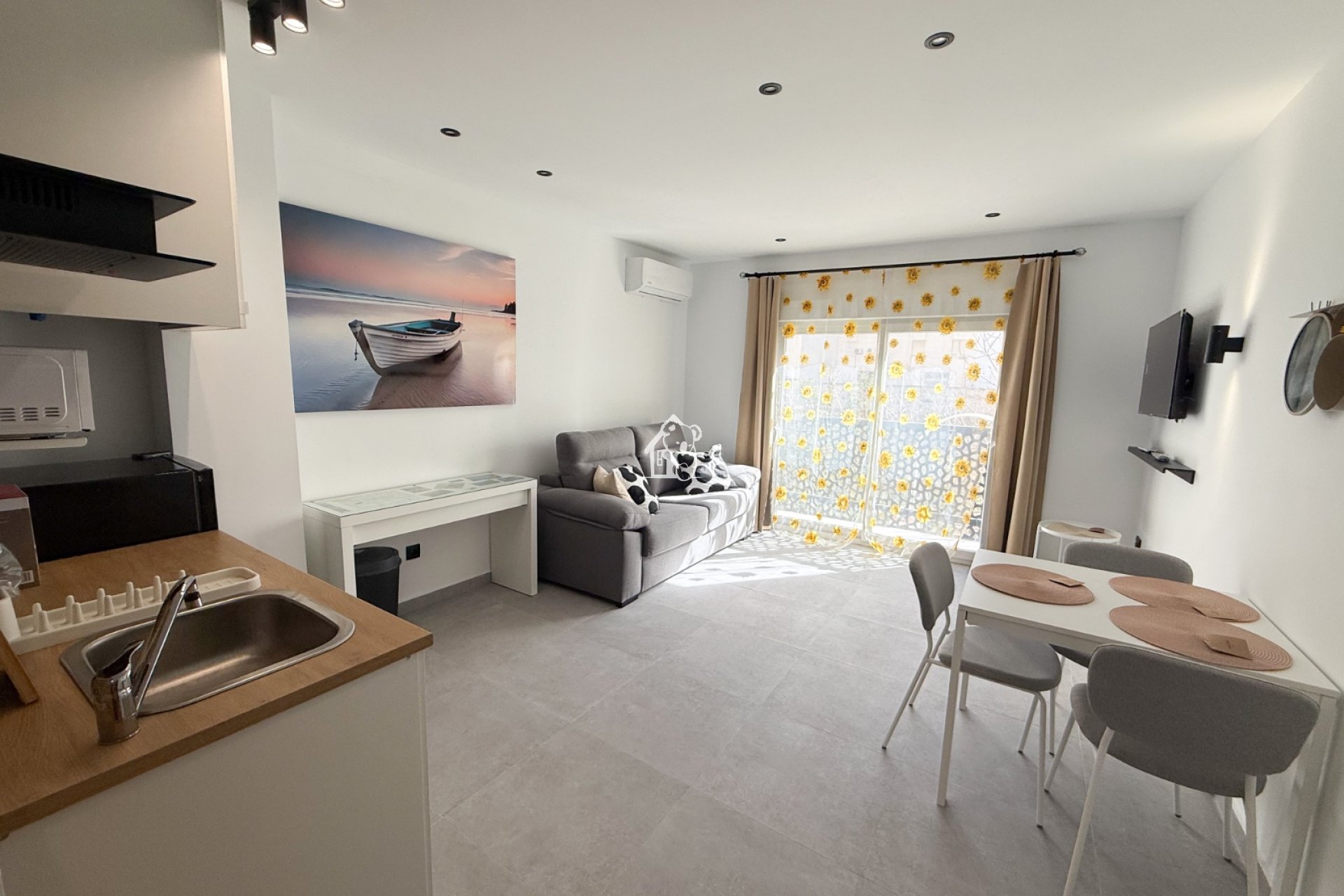 Alquiler - Apartamento / piso - Torrevieja - El Acequión - Los Náufragos