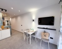 Alquiler - Apartamento / piso - Torrevieja - El Acequión - Los Náufragos
