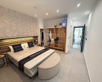 Alquiler - Apartamento / piso - Torrevieja - El Acequión - Los Náufragos